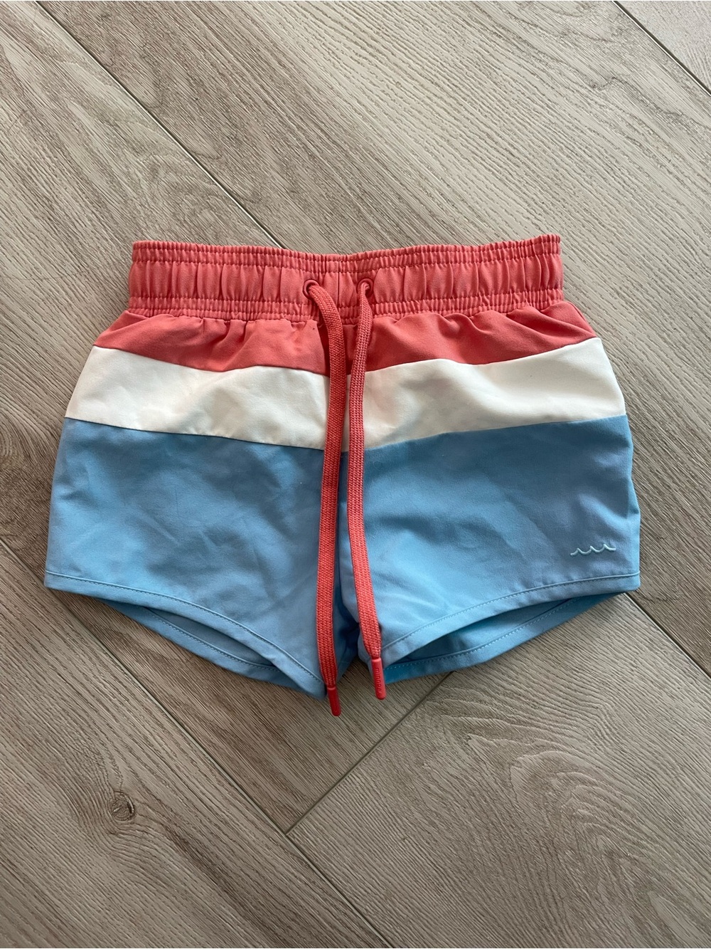 Minnow boys east end red colorblock boardie, size 3/4T EUC